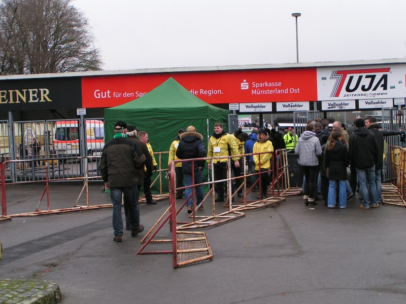 halle16022013_000.jpg