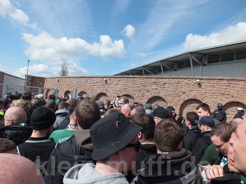 halle04042015_186.jpg