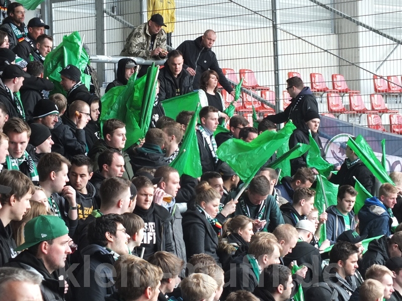 halle04042015_225.jpg