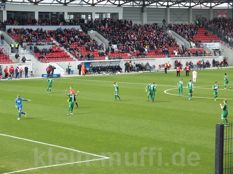 halle04042015_231.jpg
