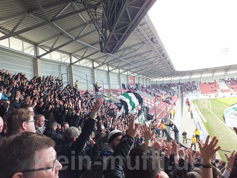 halle04042015_274.jpg