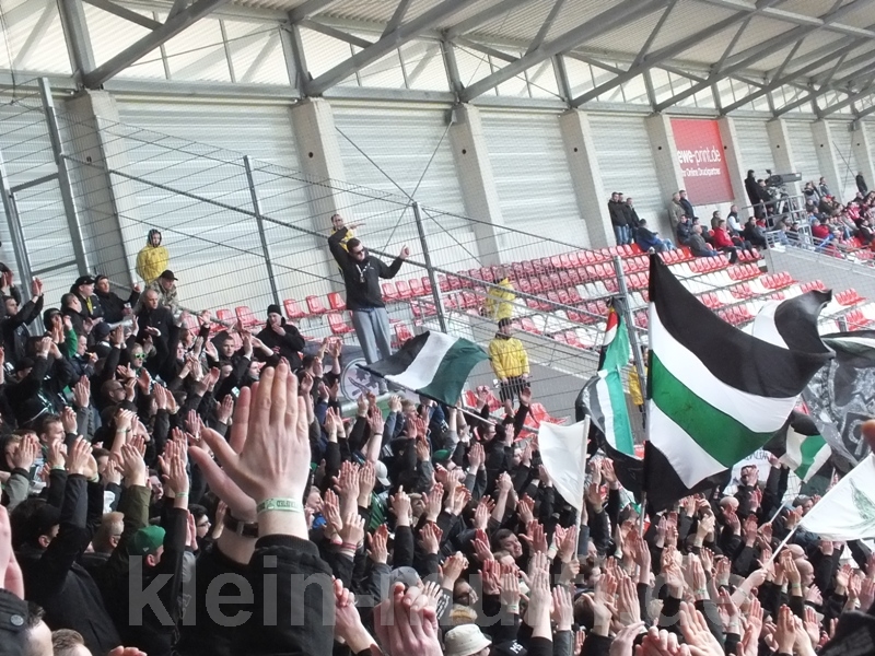 halle04042015_276.jpg