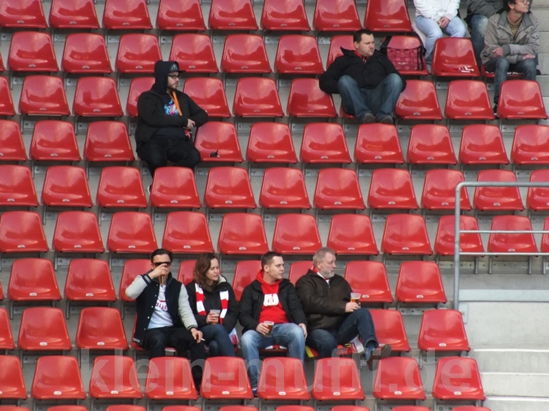 halle04042015_304.jpg