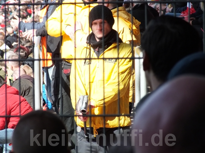 halle04042015_313.jpg