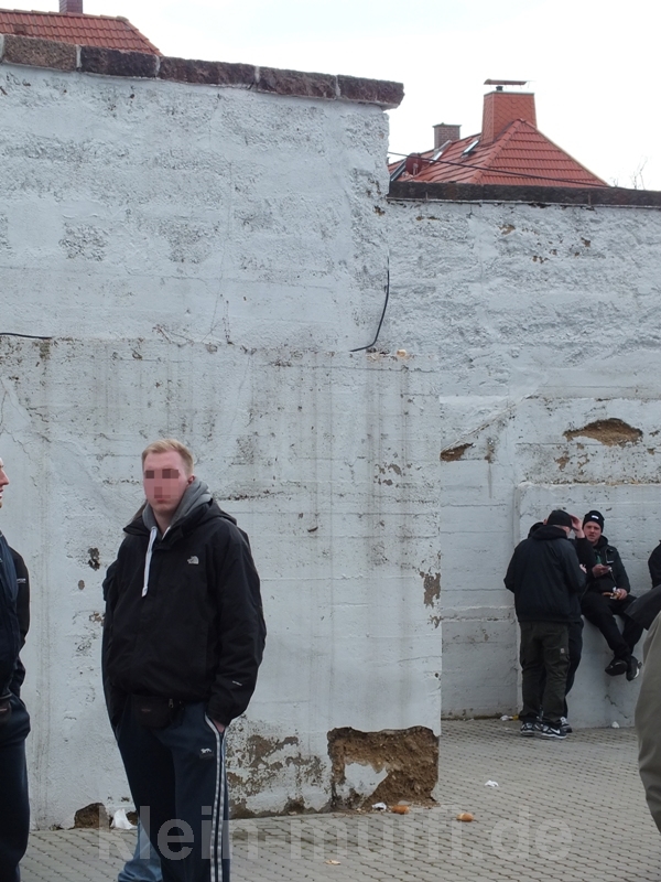 halle04042015_321.jpg