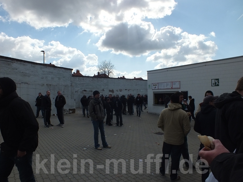 halle04042015_323.jpg
