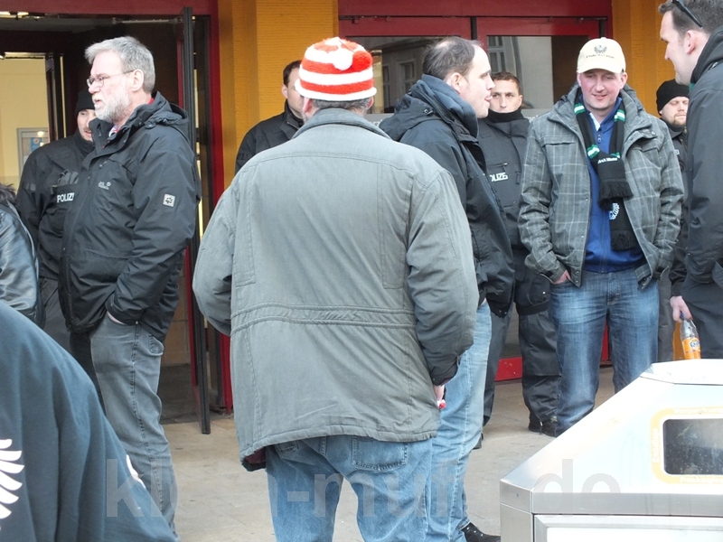 halle04042015_348.jpg
