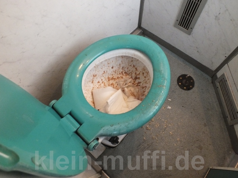 halle04042015_412.jpg