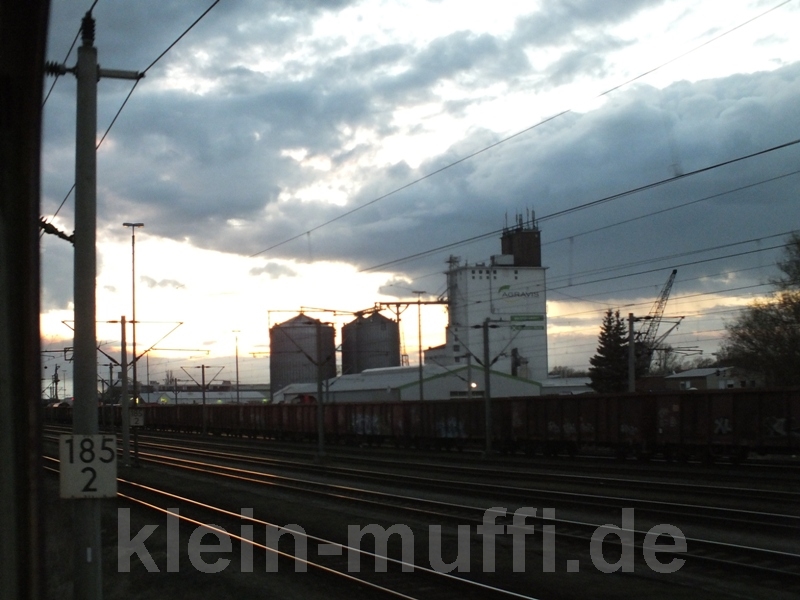 halle04042015_421.jpg